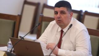 Бивш министър размаза Ивайло Мирчев: Четенето не е най-силната страна на колегата!