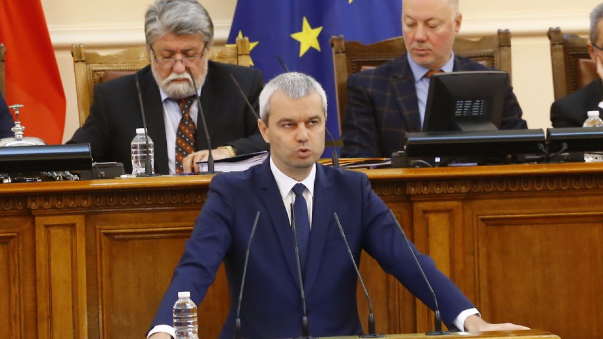Костадинов разкри как ще действа "Възраждане" при вота за кабинет на ГЕРБ