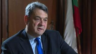 Главсекът на МВР проговори за "голите обиски", закани се да... 