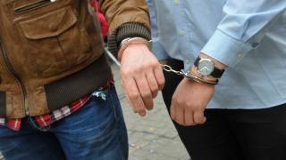 Ужас в София: Ченгетата сгащиха десетки с подкупи, гонки, без книжки и друсани