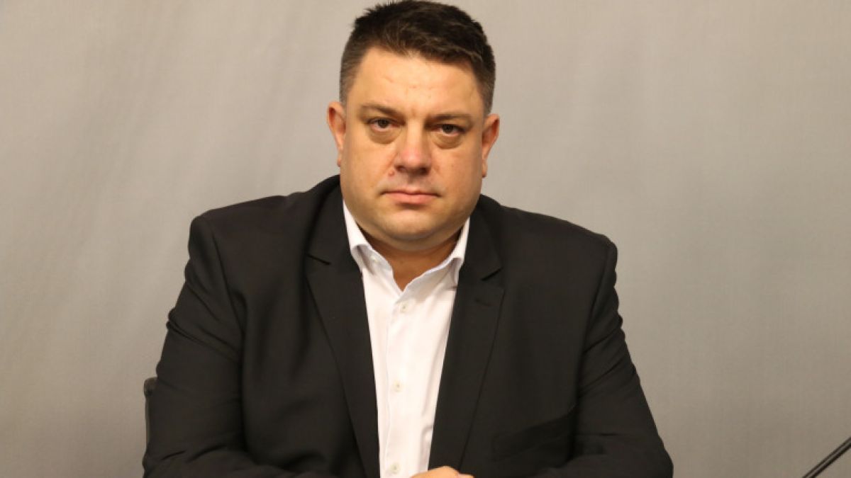 Зафиров огласи за голяма опасност в политиката