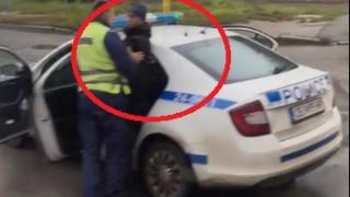 Първо в БЛИЦ! Извънредна ситуация в София, патрулка спря и... ВИДЕО