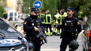 Хорър филм за украинските посолства в Европа, получиха кървави колети 
