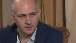 Черни облаци надвиснаха над вандала Морфов! Директорът на Народния театър с генерално решение за скандала