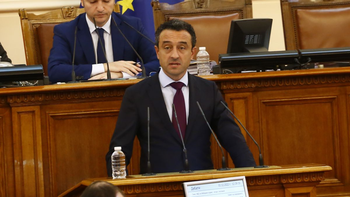 Лорер повдигна завесата пред кандидат-премиера с втория мандат