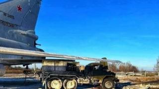Украйна и Русия коментираха смъртоносната атака с дронове на руските летища СНИМКИ