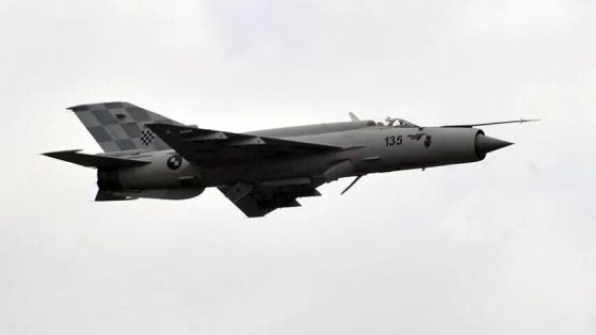 МиГ-21 се разби източно от Загреб