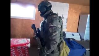 Зрелищно ВИДЕО: Украински и руски новобранци в люта схватка, кой победи?!
