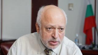 Минеков не отишъл на честването на Стефан Данаилов, уплашил се от...