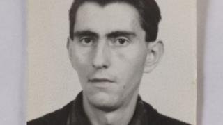 Виждали ли сте този мъж от кв. "Надежда" в столицата? Сестра му го издирва от 18 години СНИМКА