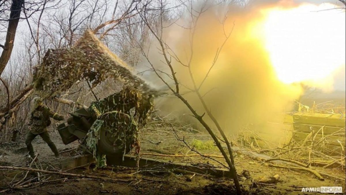 Зеленски призна: Бахмут е разрушен 