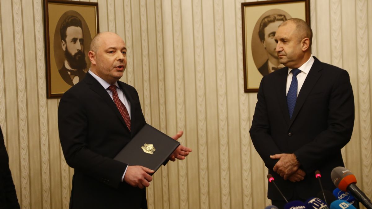 Проф. Габровски с оптимистична новина преди инфарктното гласуване на кабинета му