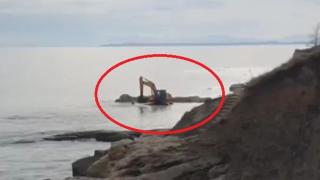 В Равда са в потрес от това, което видяха в морето ВИДЕО