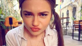 Крисия избра нова професия, ето с какво се захвана СНИМКА