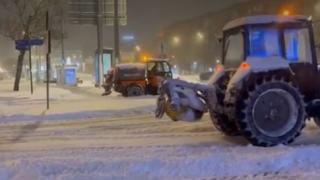 Снежен апокалипсис парализира Москва ВИДЕО 