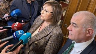 Нинова с гневен коментар за абсурдите с гласувания размер на минималната работна заплата