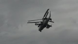 ВИДЕО от войната: "Алигатор" Ка-52 на руските ВКС унищожи украинска бронетехника 