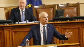 Екшън в НС! Свиленски покани Митев от ПП навън, за да...