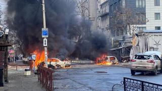 Масиран обстрел в Херсон в навечерието на Коледа, броят жертвите СНИМКИ 18+ 