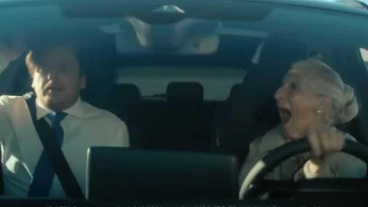 Volkswagen представи забавна реклама на своите електрически коли ВИДЕО
