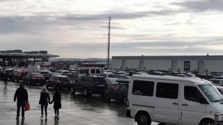 Българи с изтънели джобове щурмуваха Турция, на „Капитан Андреево” е ад