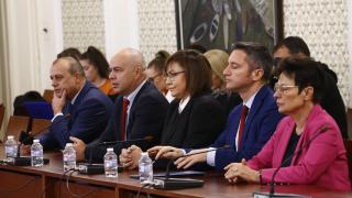 Политолог: Подкрепата за БСП е политическо самоубийство за тази партия