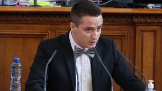 Панделиева: ПП-ДБ такива шамари сами си бият, че опозиция не им трябва