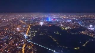 Спиращо дъха 18-секундно среднощно ВИДЕО от София