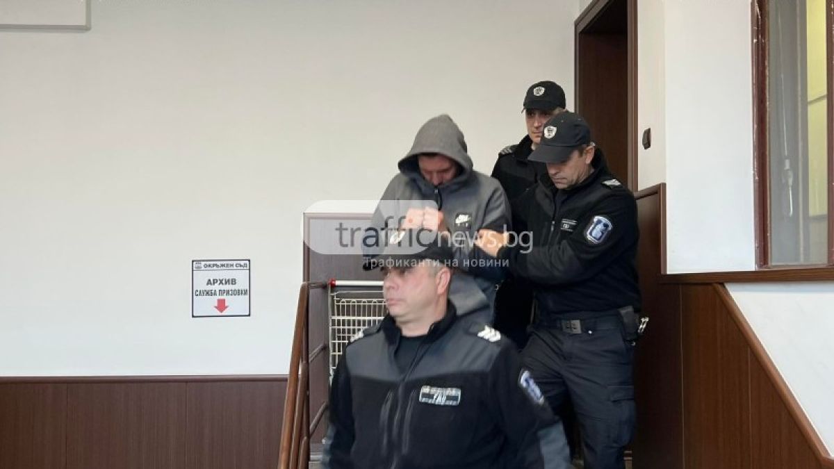 Мариян, убил зверски братовчед си в Куклен, посърна СНИМКИ