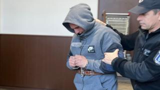 Какво се случва?! 8-г Вилияна, заклана от майка си и още 14 убийства в Пловдивско