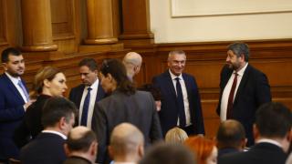 Криминален психолог разкри Едиповия комплекс на Петков и Василев и как се е заклещил Христо Иванов