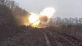ВИДЕО от войната: Показаха удар със запалителни боеприпаси в Херсон