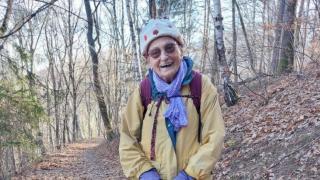 Цялата мрежа говори за тази 91-г. баба с два бастуна на Витоша СНИМКА