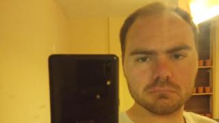 Само в БЛИЦ! Депутатка от ДБ крила издирван от Интерпол за тероризъм СНИМКА