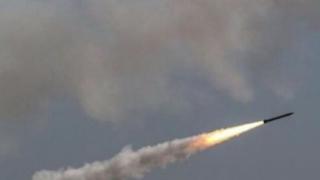 Руските военни бомбардираха Харков след важно посещение