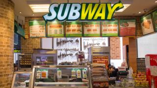 Мегасделка: Извадиха на тезгяха Subway