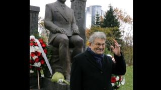 Скръбна вест! Отиде си българинът - тъст на Бен Крос