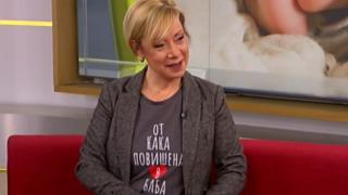 Повишената Кака Лара с неочаквано признание за покойните си баща и дядо ВИДЕО