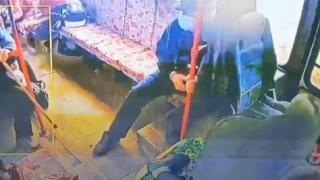 Ексклузивно ВИДЕО от автобуса, полетял от мост в Сливенско 