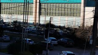 Изключително опасна ситуация в кв. "Люлин" заради бурята, очевидци алармират никой да не минава оттам! ВИДЕО