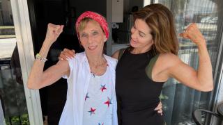 Всички са в шок, когато узнаят истинската възраст на тази мила старица 