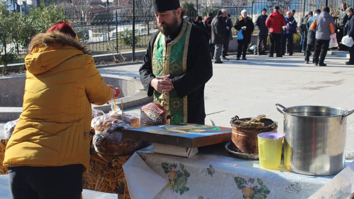 Кресна очаква голяма беда, ядосан поп не освети курбан, защото...