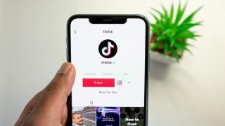 Нова TikTok опасност: Пазете децата!