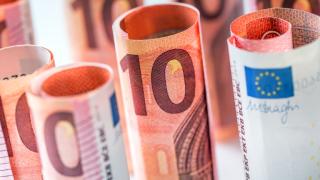 Еврото поскъпна до нов деветмесечен връх