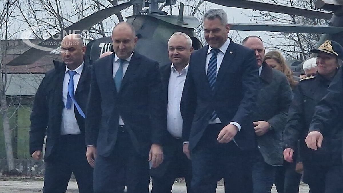 Радев показа на австрийския канцлер как пазим ЕС по-добре и от Шенген