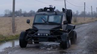 ВИДЕО от войната: Създадоха мощно бъги за ВСУ с врати като на Lamborghini