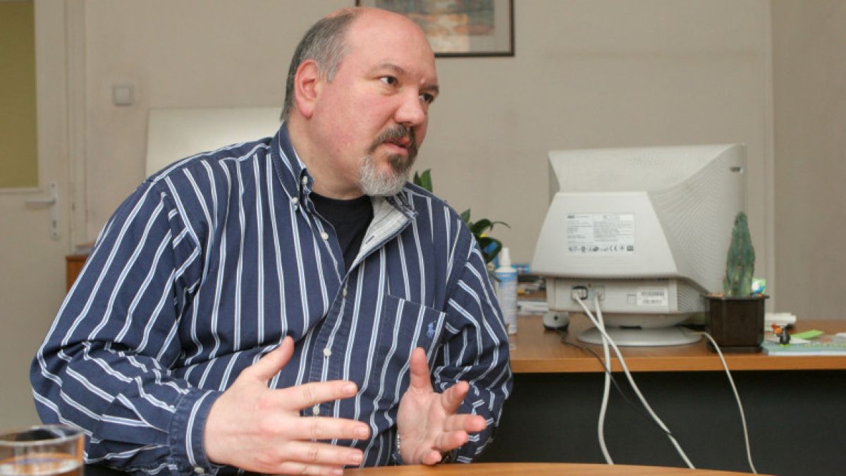 Стратегът на президента с тежки думи за токсичните комбинации на партиите 