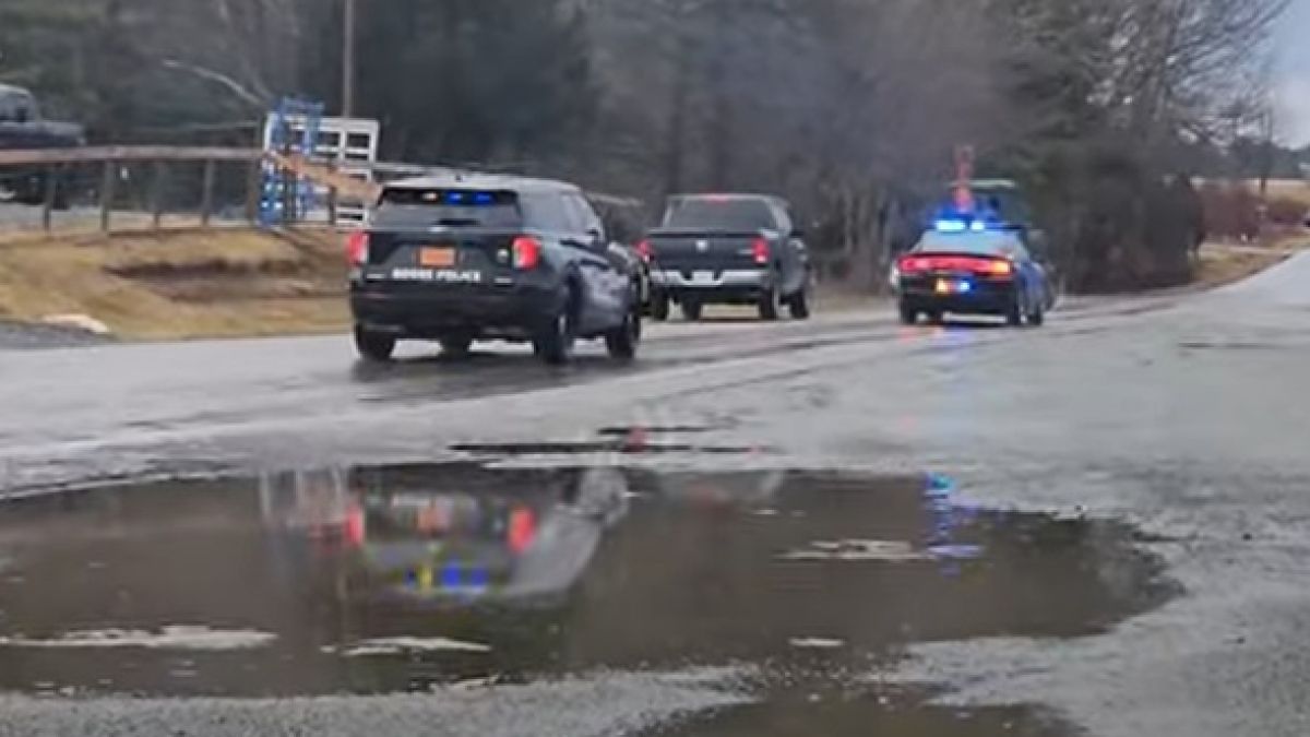 Полицейско преследване разсмя всички в мрежата ВИДЕО