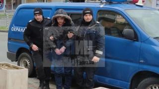 Само в БЛИЦ: Ето го изверга, който изнасили възрастна жена в Синдел! СНИМКА