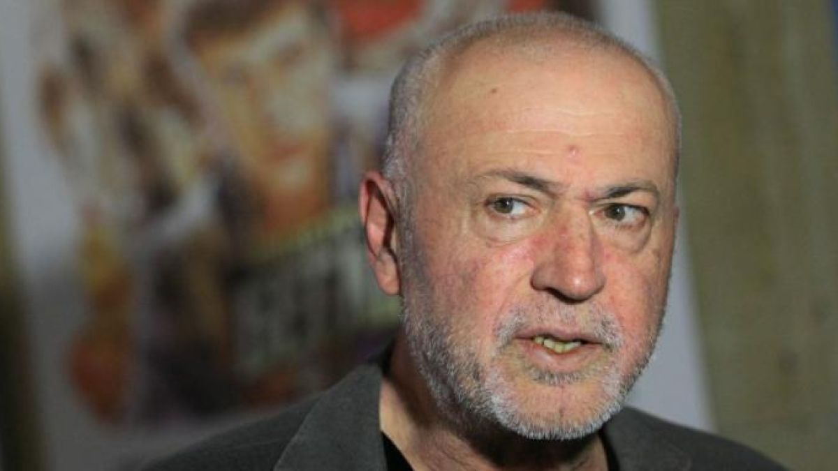 Максим Генчев се разрида в мрежата: Майка ми иска да умре у дома 